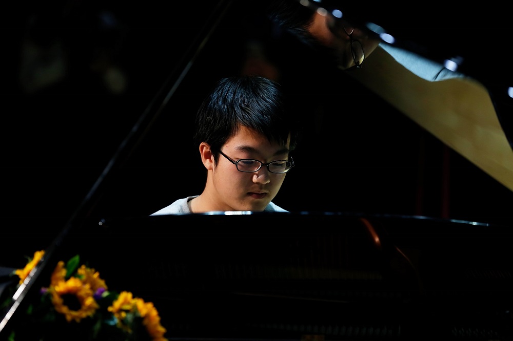 北京凯文学校陈永晨同学演奏《吉格舞曲》 